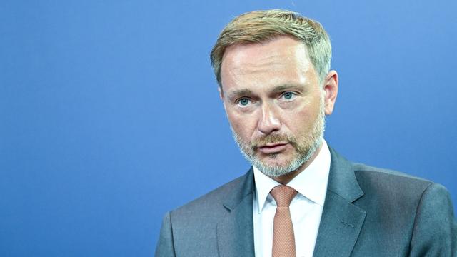Christian Lindner (FDP), Bundesfinanzminister auf einer Pressekonferenz