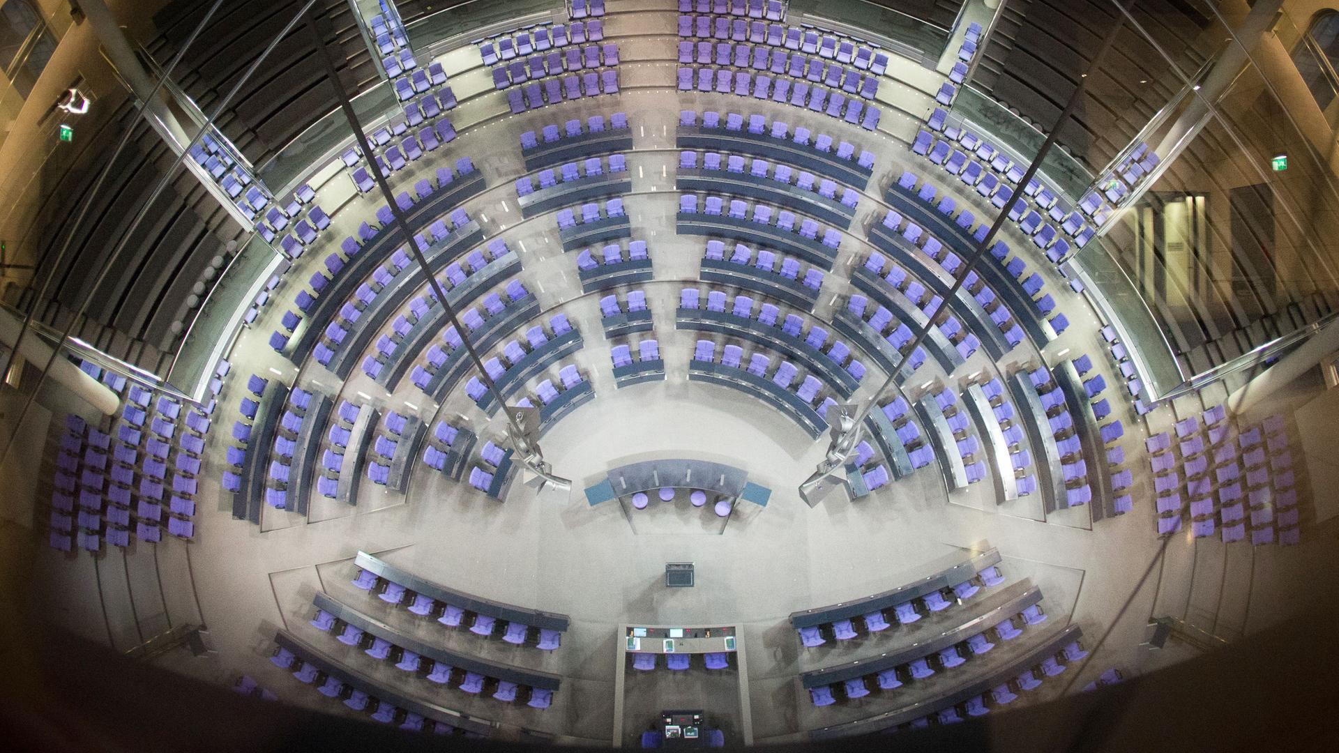 Berlin: Das leere Plenum des Deutschen Bundestags. Berlin: Das leere Plenum des Deutschen Bundestags.