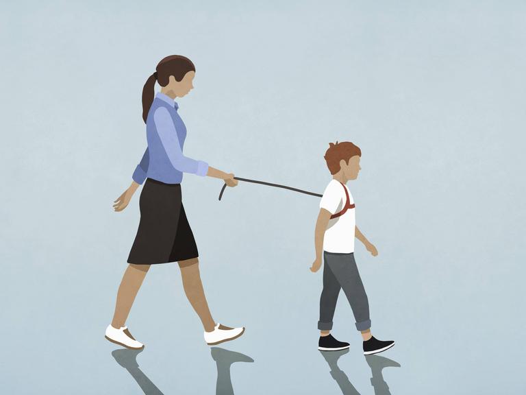 Eine Illustration zeigt eine Frau, die einen Jungen an einem Geschirr an der Leine führt.