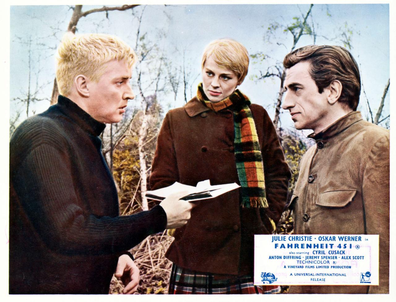Szene aus dem Film "Fahrenheit 451" mit Oskar Werner (links) und Julie Christie Szene aus dem Film "Fahrenheit 451" mit Oskar Werner (links) und Julie Christie