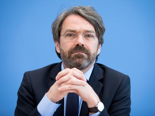 Der Chefkorrespondent des Deutschlandradios Stephan Detjen in der Bundespressekonferenz Der Chefkorrespondent des Deutschlandradios Stephan Detjen in der Bundespressekonferenz