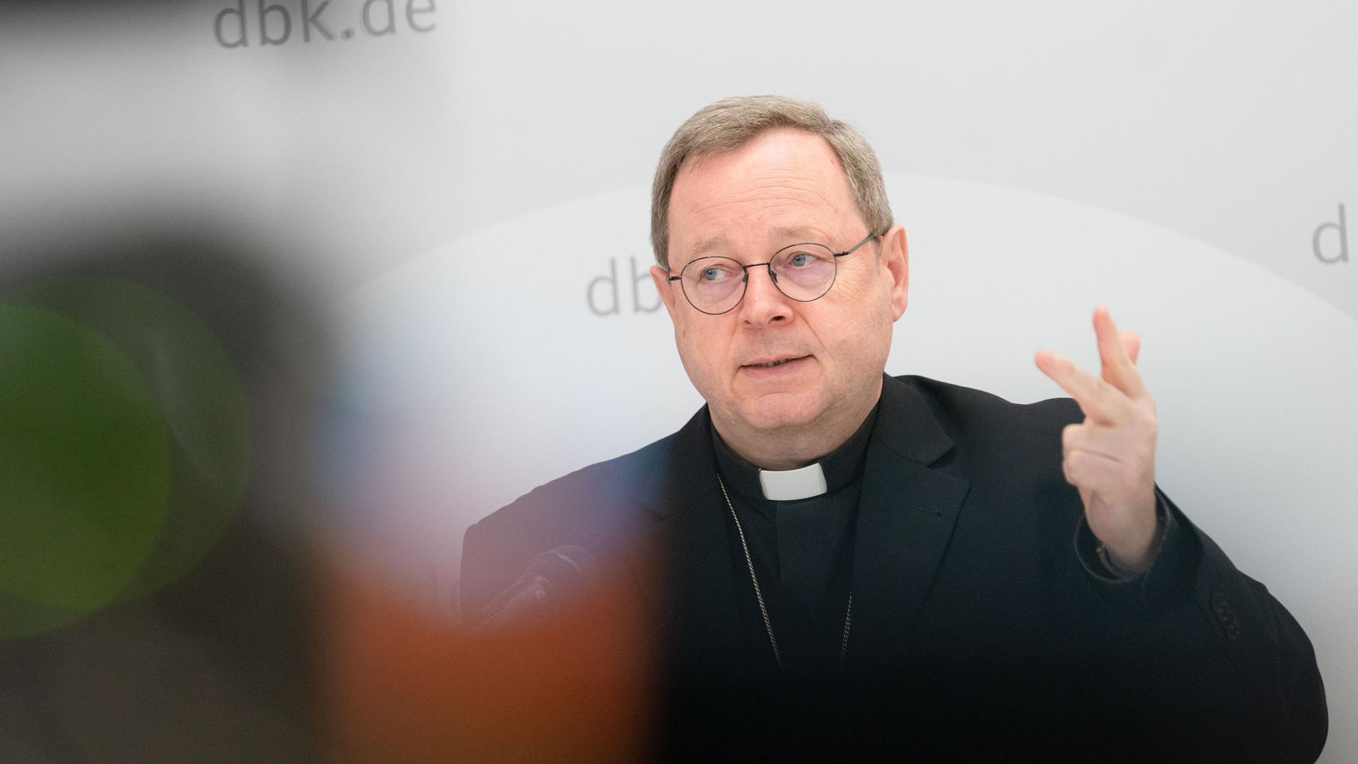 Bischof Georg Bätzing - "Ich gebe zu, ja, der Papst enttäuscht mich auch"