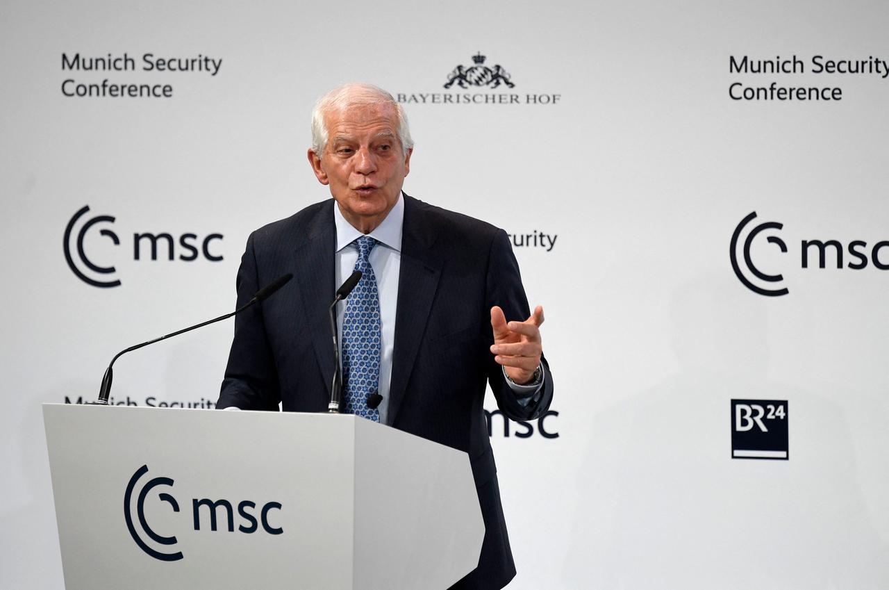 Der EU-Außenbeauftragte Josep Borrell spricht auf der Münchner Sicherheitskonferenz Der EU-Außenbeauftragte Josep Borrell spricht auf der Münchner Sicherheitskonferenz