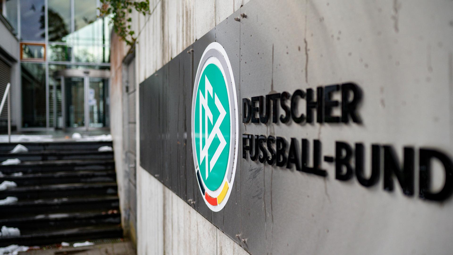 DFB Zentrale in der Otto-Fleck-Schneise in Frankfurt DFB Zentrale in der Otto-Fleck-Schneise in Frankfurt