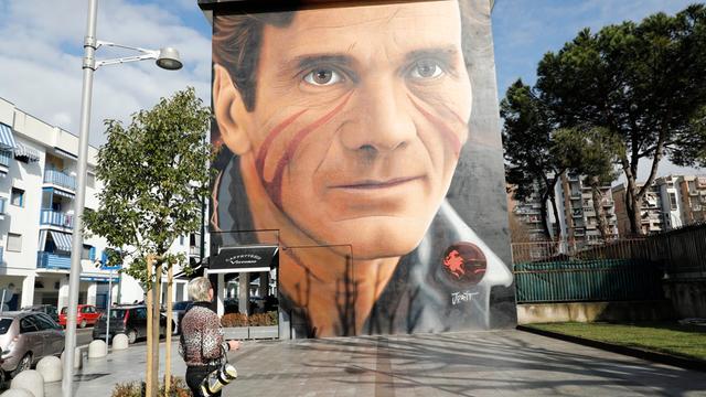 Eine Wandmalerei des Künstlers Jorit in Neapel im Stadtteil Scampia zu Ehren des Regisseurs und Schriftstellers Pier Paolo Pasolini