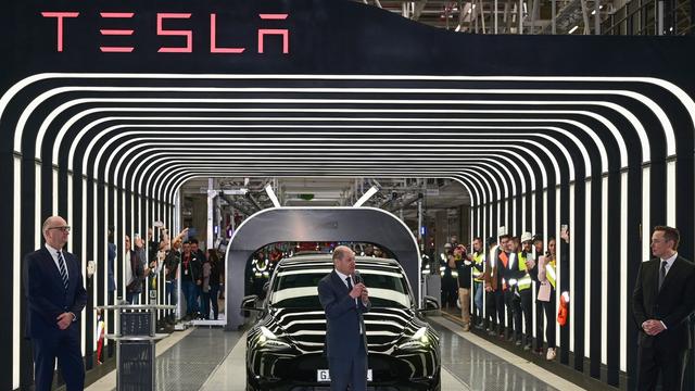 Eröffnung der Tesla-Fabrik in Grünheide u.a. mit Bundeskanzler Olaf Scholz (SPD) 