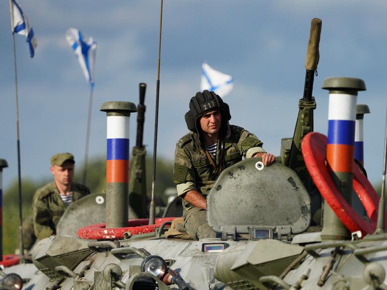 Russische Soldaten bei einer Militärübung in der Region Kaliningrad