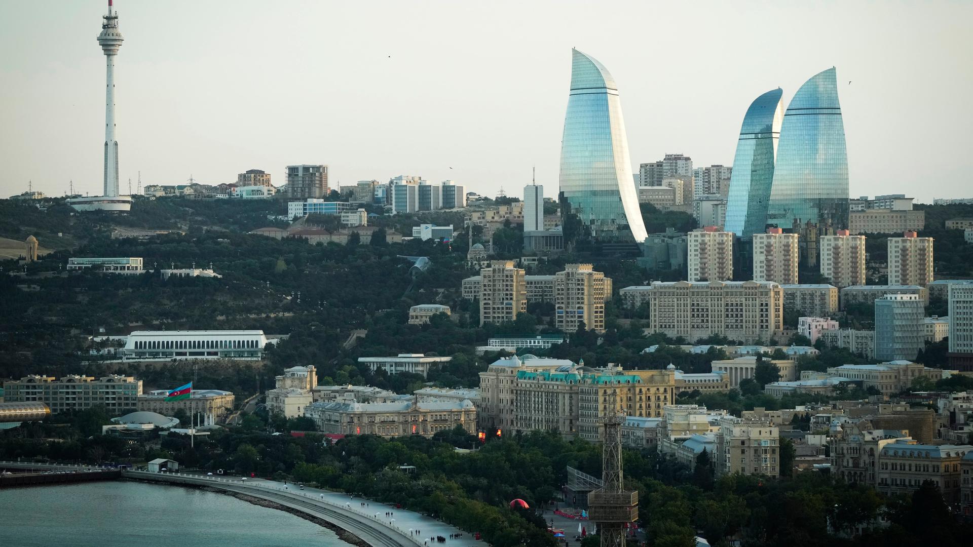 Ansicht Baku vom Meer aus Ansicht Baku vom Meer aus