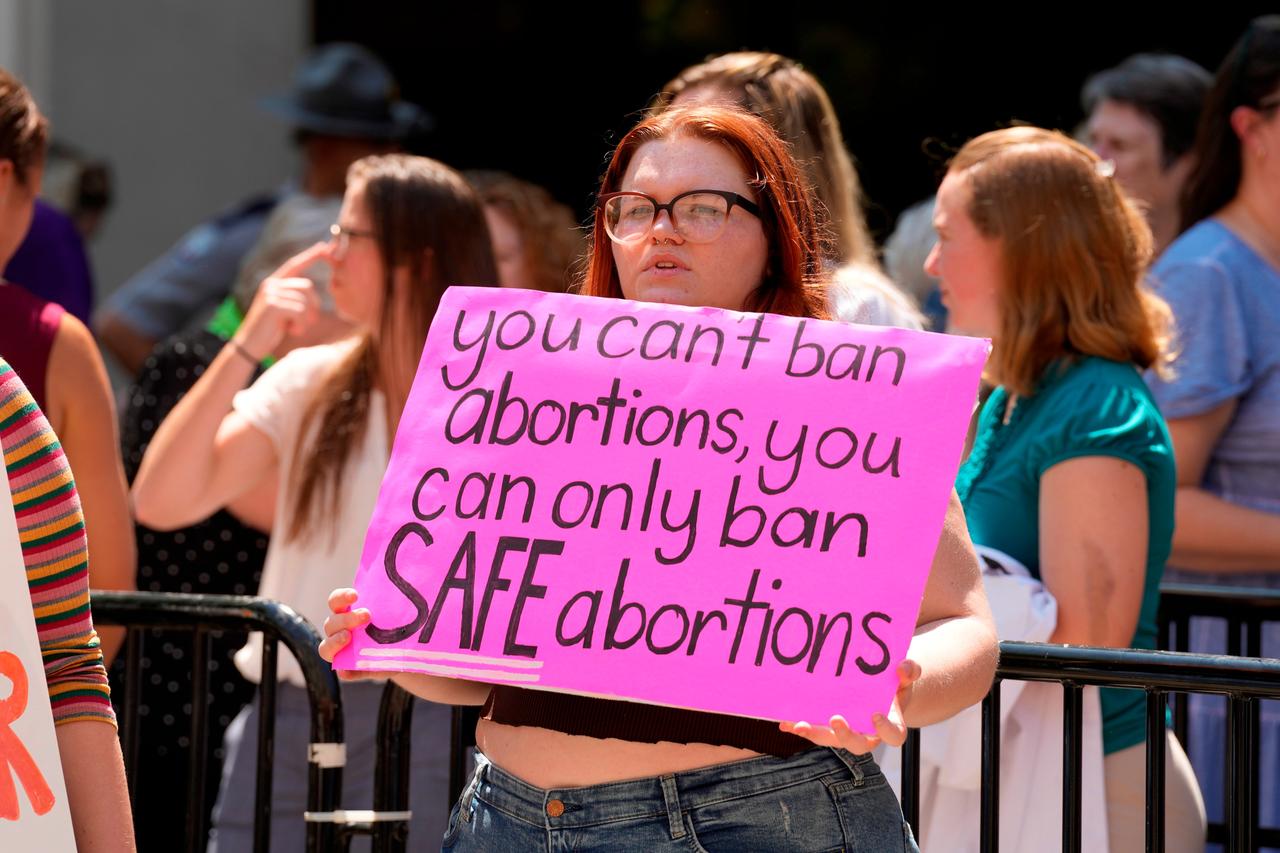 Juli 2022: Unterstützerin des Rechts auf Abtreibung bei einer Kundgebung