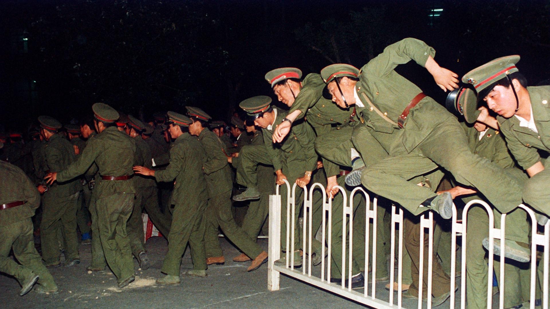 Exhibition in New York Commemorates Tiananmen Square Massacre