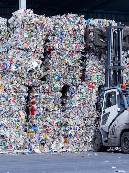 30 Jahre Mülltrennung - Sortieranlage für Verpackungsabfälle