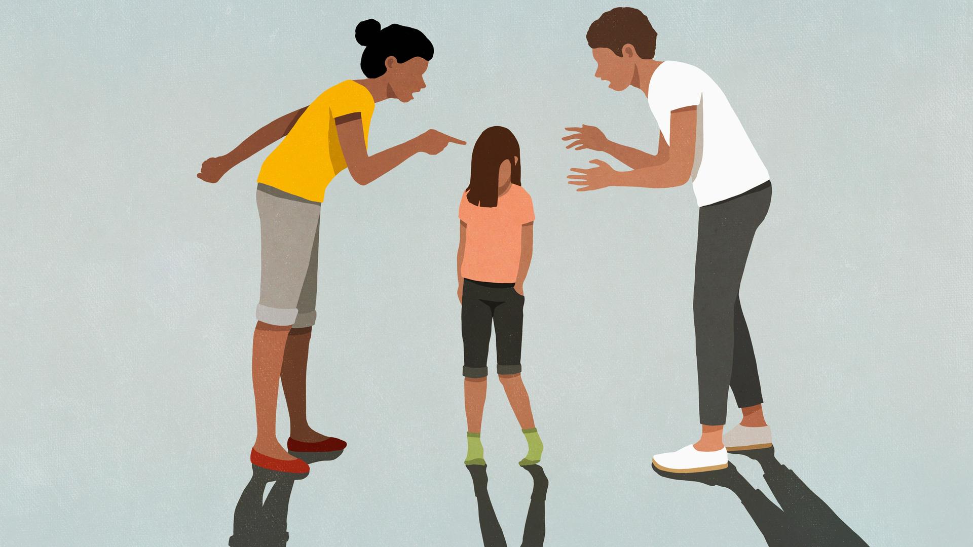 Illustration: Ein Kind steht mit gesenktem Kopf zwischen zwei Erwachsenen. Eine Person zeigt den erhobenen Zeigefinger. Die andere gestikuliert. Beide reden auf das Kind ein.