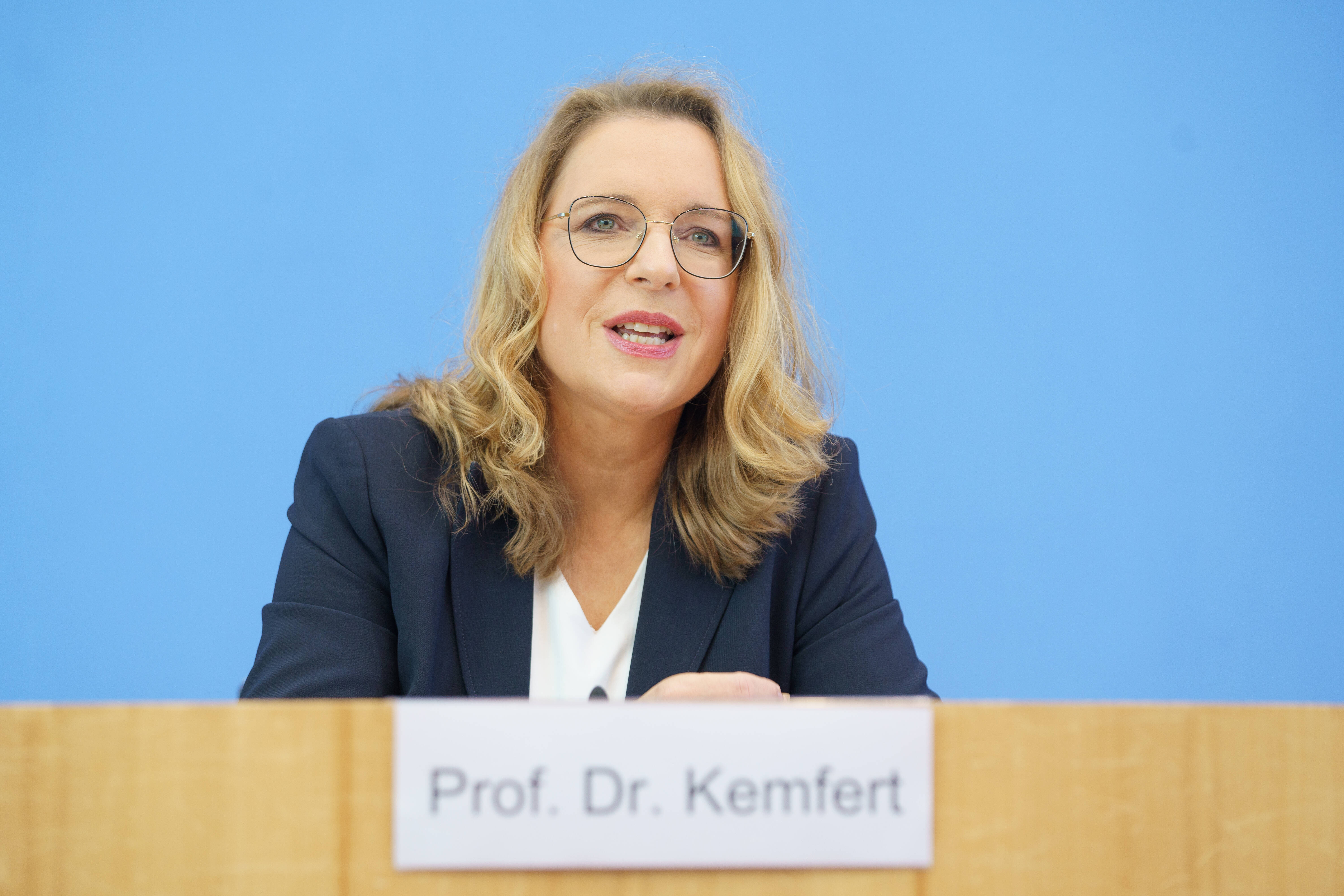 Atomkraft Und Gas In Der EU Taxonomie Energie Expertin Kemfert Ein atomkraft-und-gas-in-der-eu-taxonomie-energie-expertin-kemfert-ein