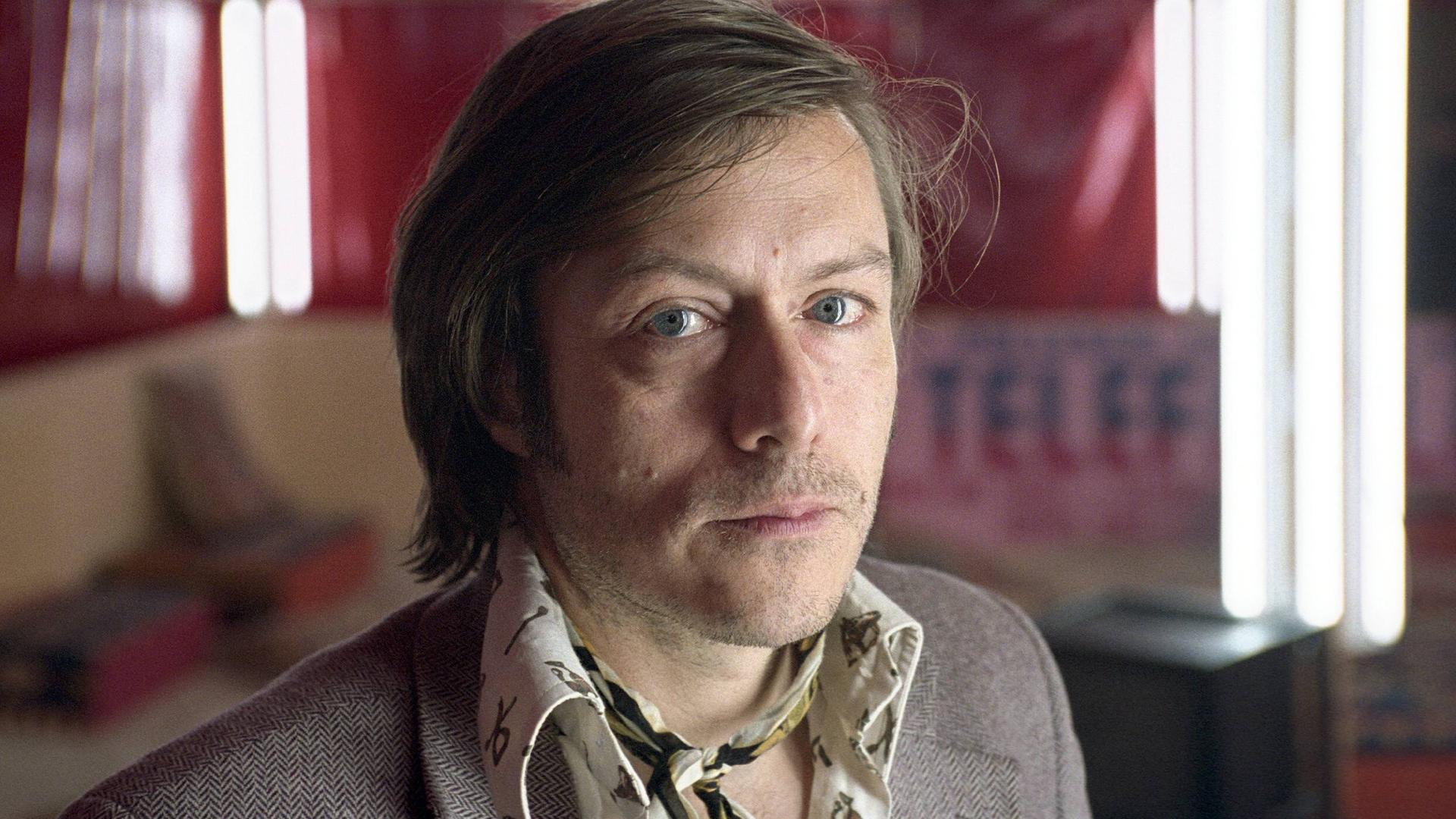 Der Bühnen- und Kostümbildner Bert Neumann Der Bühnen- und Kostümbildner Bert Neumann