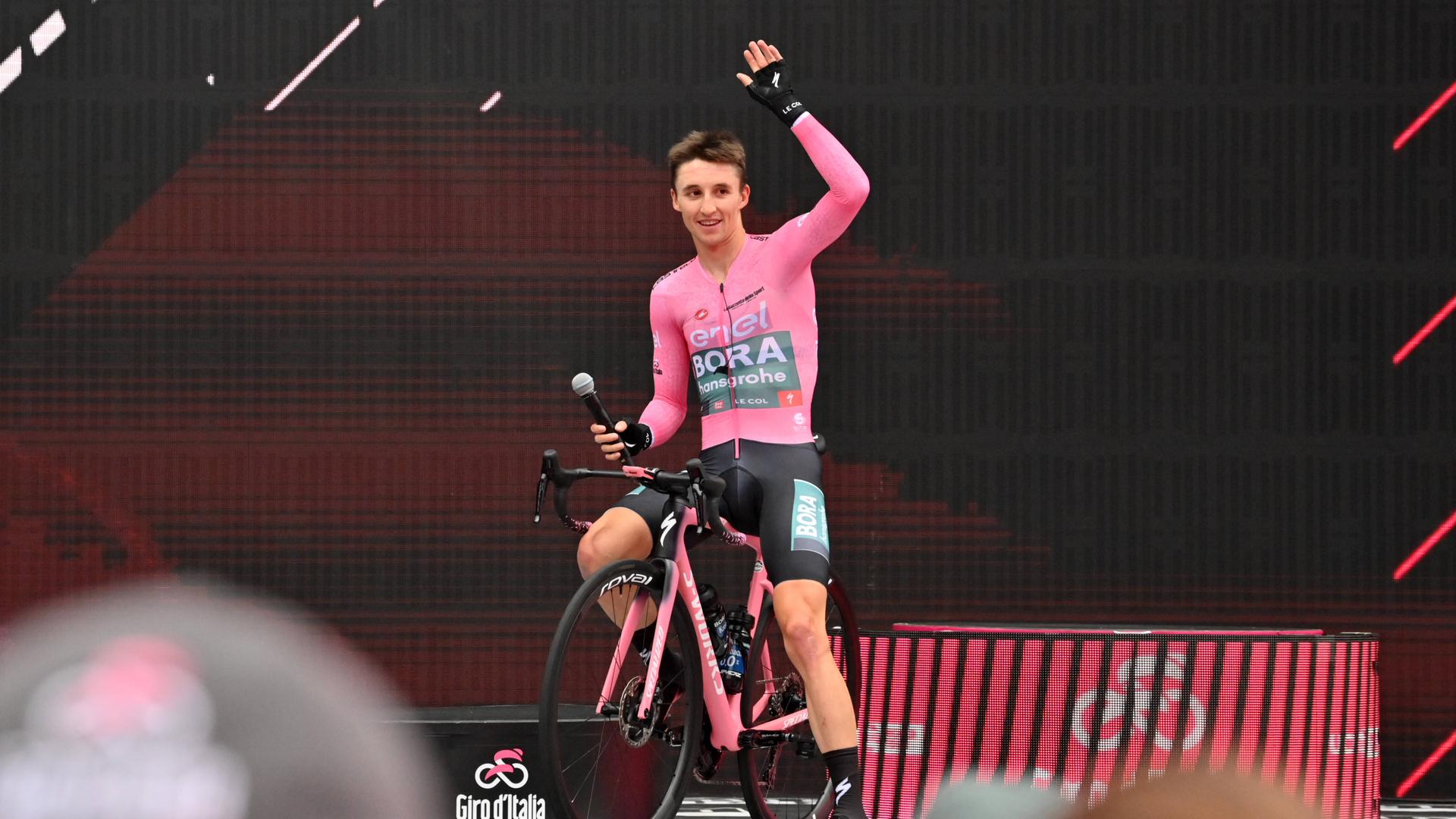 Jai Hindley hat den Giro d'Italia gewonnen. 