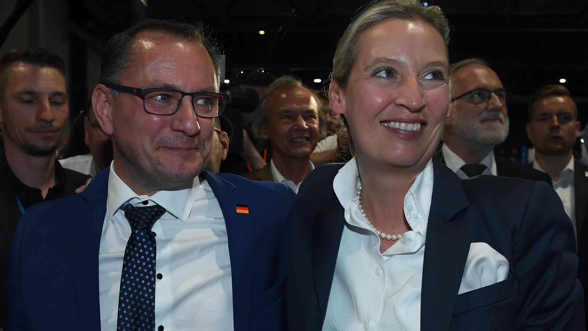 Bundesparteitag In Sachsen - Alice Weidel Und Tino Chrupalla Zum ...