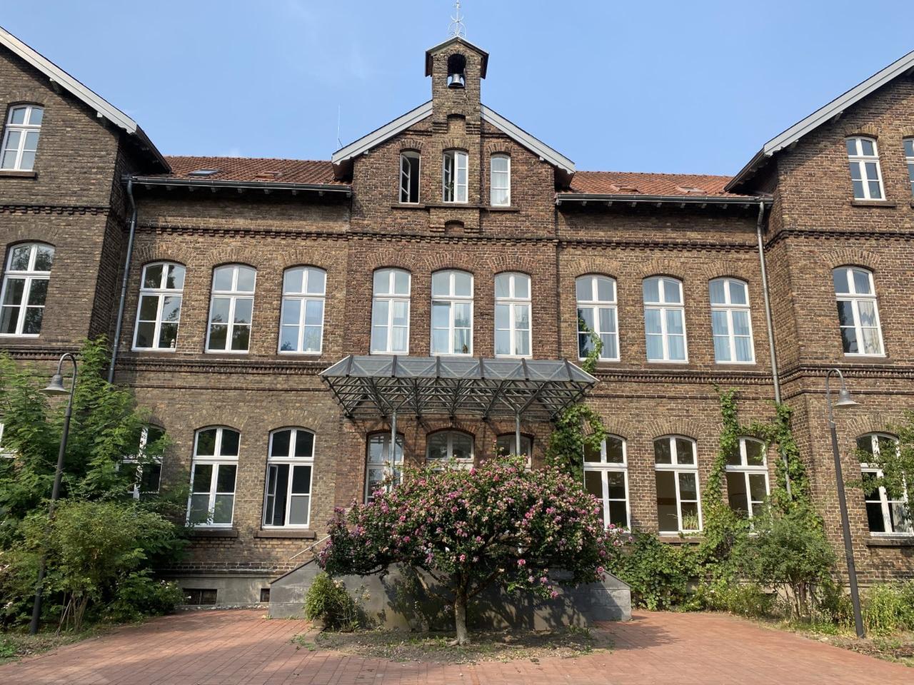 Blick auf die Suchtklinik Haus Siloah in Ratingen Blick auf die Suchtklinik Haus Siloah in Ratingen
