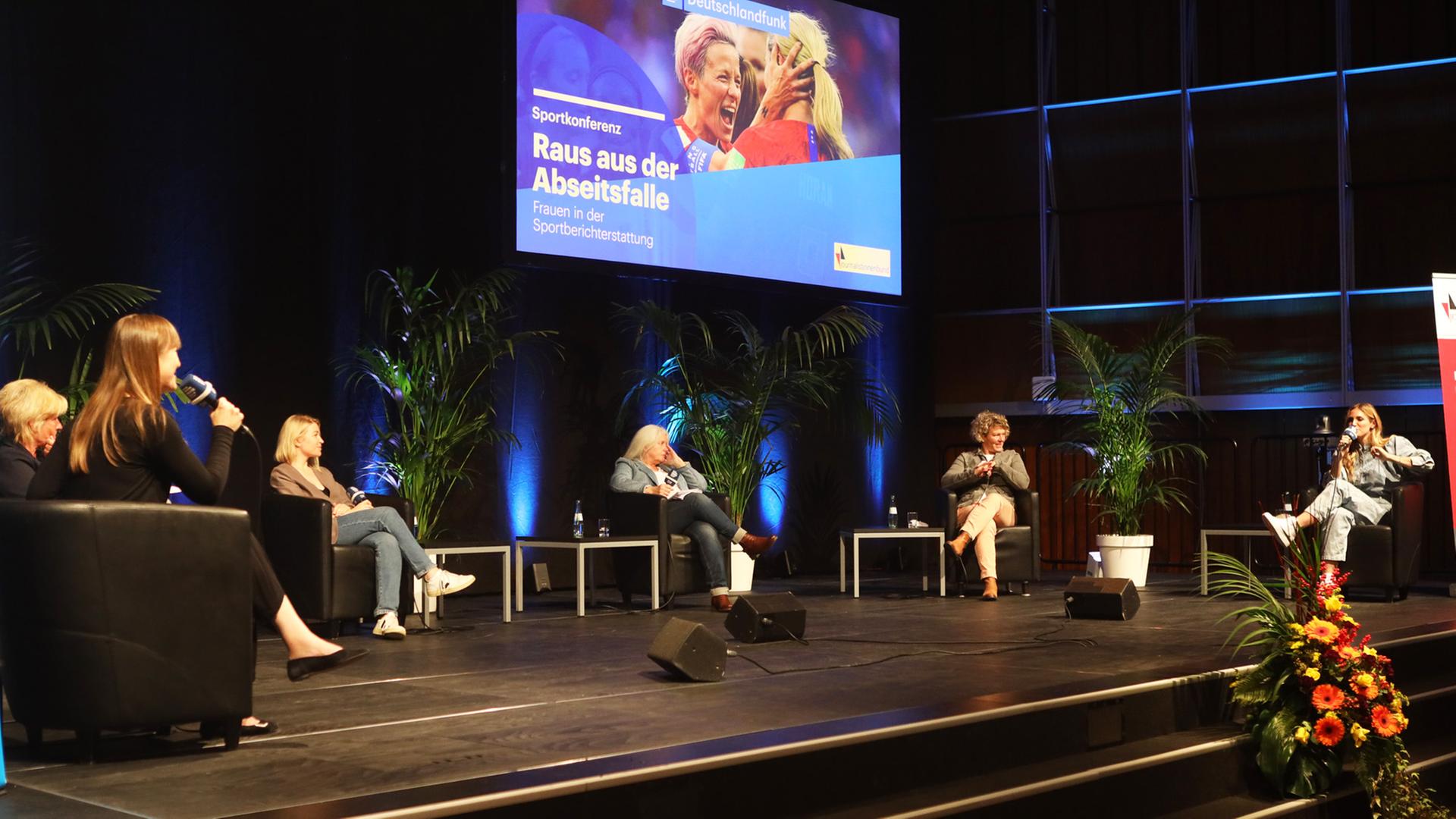 Podiumsdiskussion bei der 9. Sportkonferenz im Deutschlandfunk Podiumsdiskussion bei der 9. Sportkonferenz im Deutschlandfunk