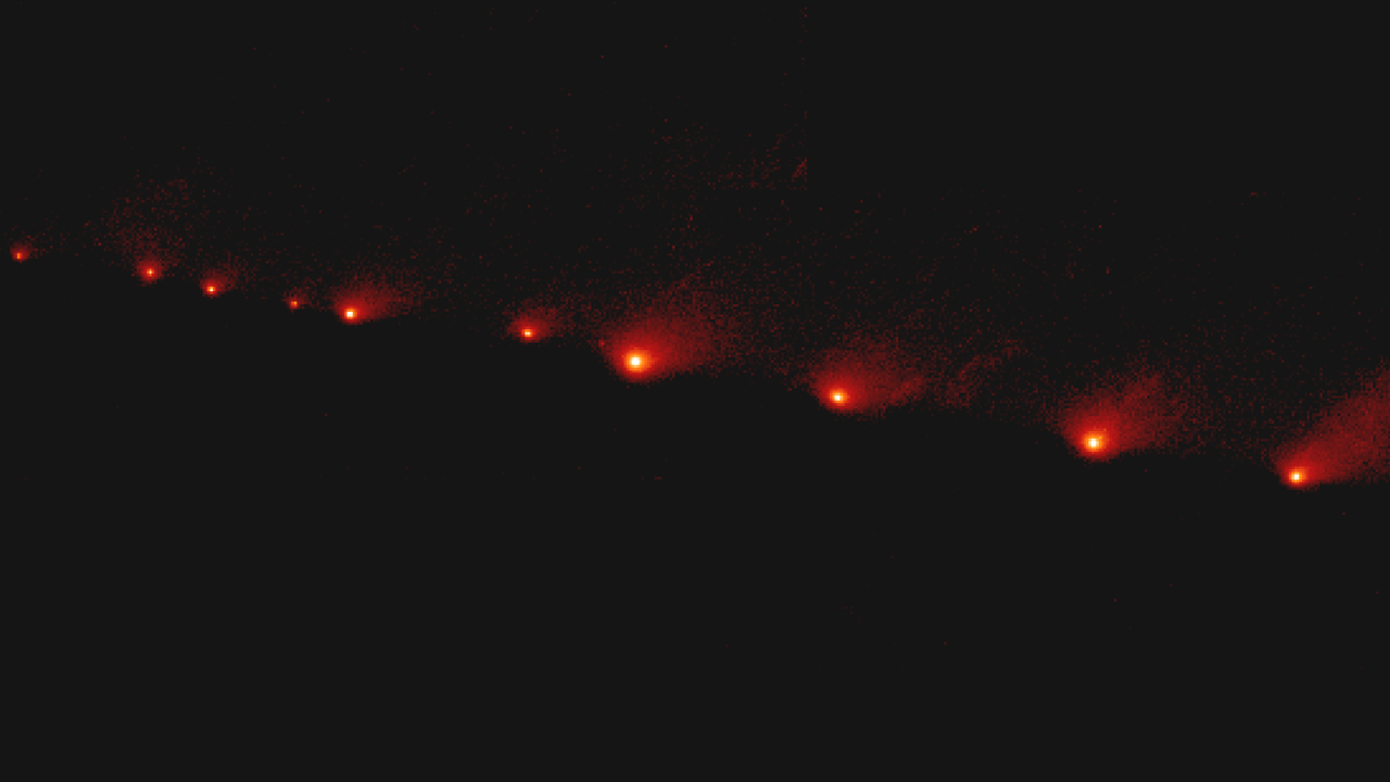 30 anni fa, la cometa Shoemaker-Levy 9 si divise in molti pezzi e mesi dopo formarono una lunga catena nello spazio