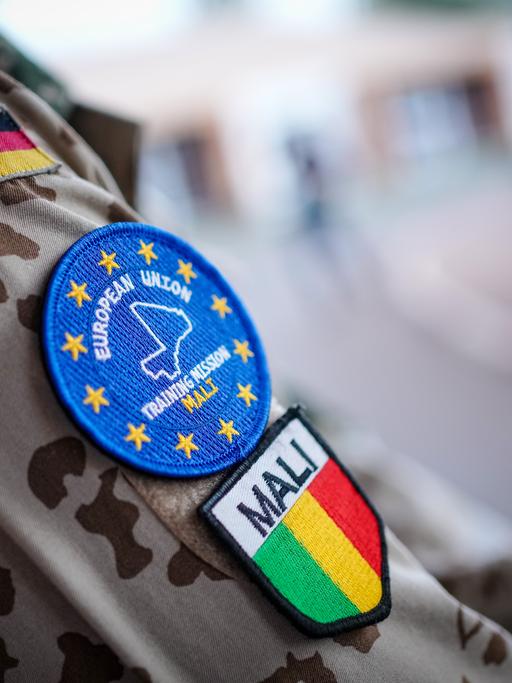 Der Arm eines Bundeswehrsoldaten der European Union Training Mission Mali (EUTM) in Bamako in Mali 