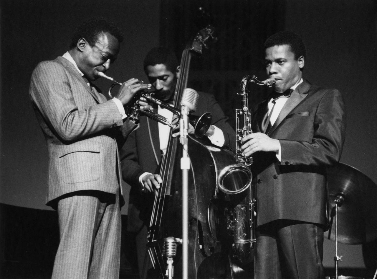 Wayne Shorter am Saxofon mit dem Miles Davis Quintett in London, 1967 Wayne Shorter am Saxofon mit dem Miles Davis Quintett in London, 1967