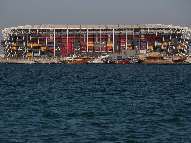 Moderne Fußballstadien - Ballerbuden Ade! | Deutschlandfunkkultur.de