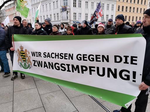 Partei "Freie Sachsen" - Rechtsextreme Mobilisierung Gegen Den Staat