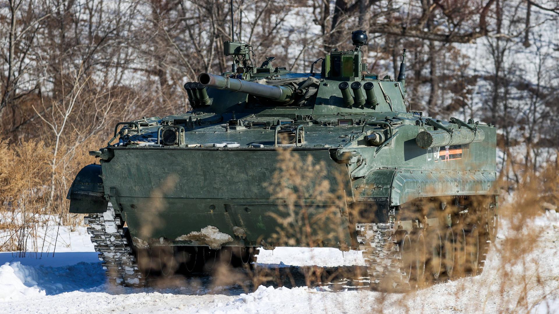 Ein Panzer im Schnee Ein Panzer im Schnee