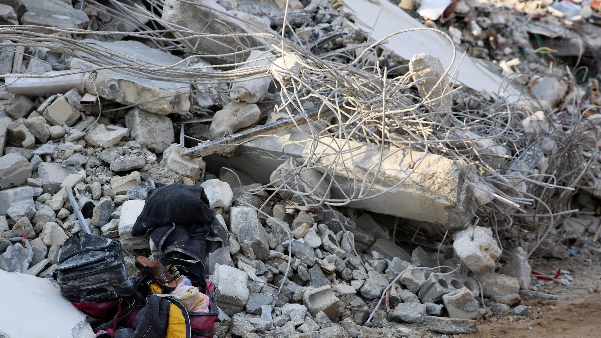 Trümmer in Sarmada in der Region Idlib in Syrien