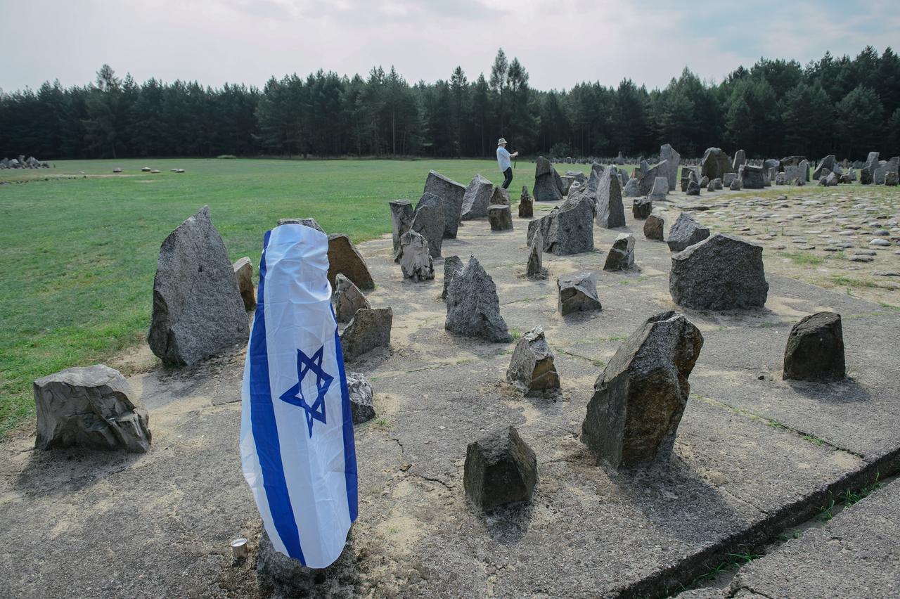 Das "Museum of Struggle and Martyrdom" auf dem Gelände des ehemaligen Vernichtungslagers in Treblinka