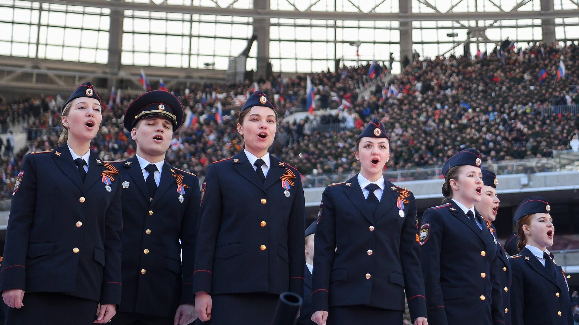 Ein Propagandakonzert mit russischen Kadetten am 18.3. im Moskauer Luschniki-Stadium. Ein Propagandakonzert mit russischen Kadetten am 18.3. im Moskauer Luschniki-Stadium.