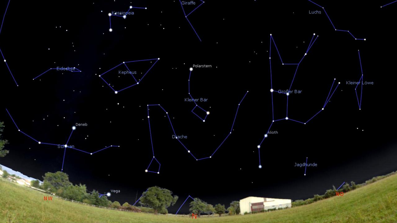 Der Kepheus, das himmlische Nikolaushäuschen, sinkt im Laufe der Nacht links vom Polarstern im Norden herab. Der Kepheus, das himmlische Nikolaushäuschen, sinkt im Laufe der Nacht links vom Polarstern im Norden herab.