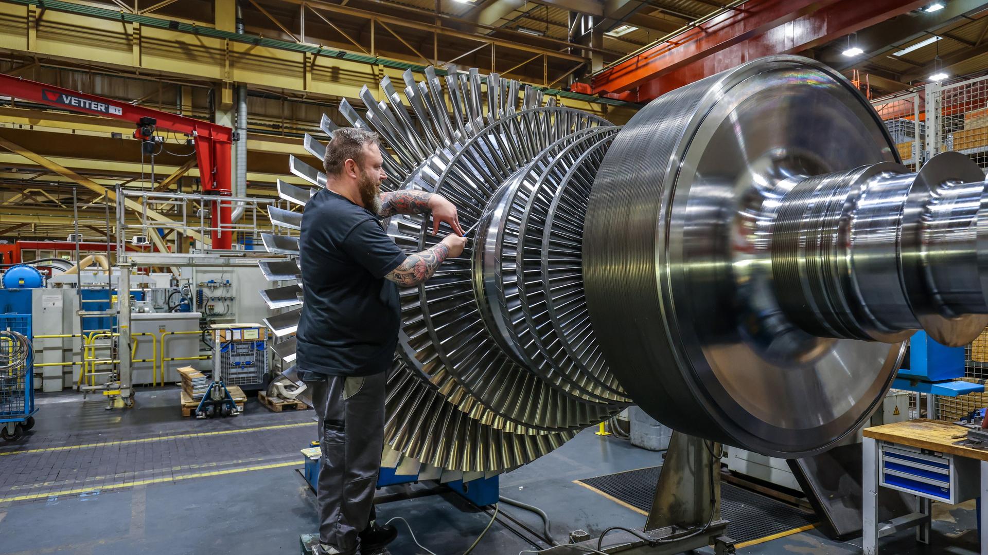 Wirtschaft - Maschinenbau sieht Entspannung bei Lieferketten