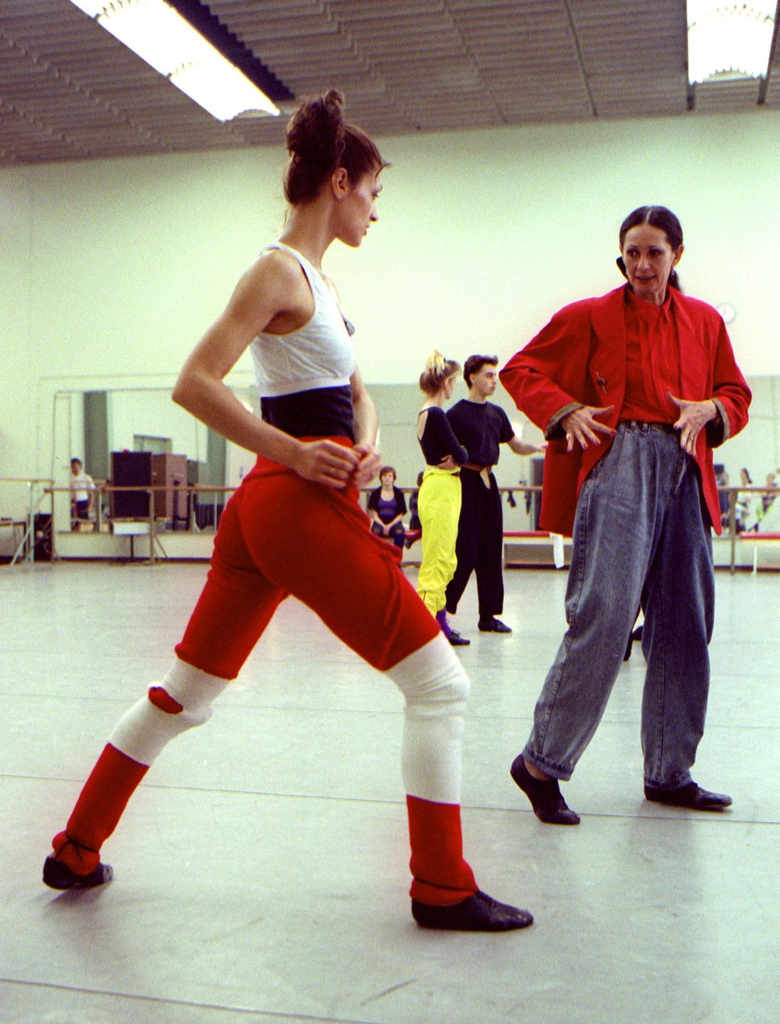Emöke Pöstenyi bei Proben des MDR-Fernsehballetts Emöke Pöstenyi bei Proben des MDR-Fernsehballetts