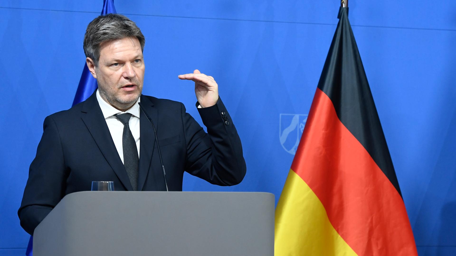 Wirtschaftsminister Robert Habeck (Bündnis 90/Die Grünen) zu Besuch in Nordrhein-Westfalen Wirtschaftsminister Robert Habeck (Bündnis 90/Die Grünen) zu Besuch in Nordrhein-Westfalen
