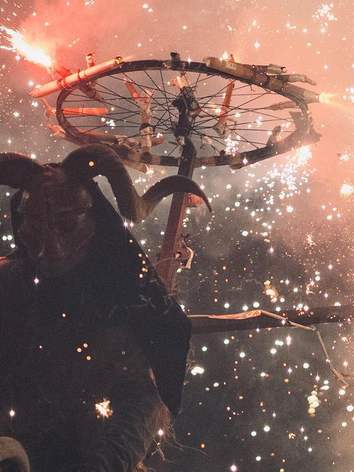 Eine Person, die dämonisch aussieht. 