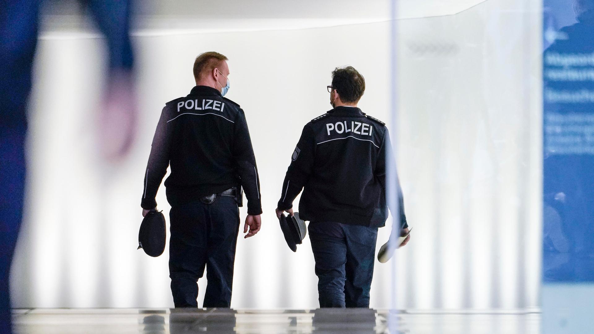 wie viele polizisten sterben jährlich im dienst