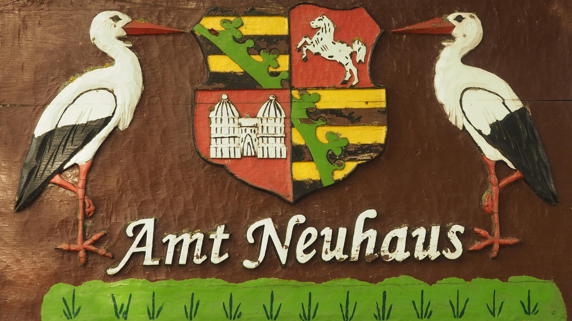 Ortseingangsschild Amt Neuhaus Ortseingangsschild Amt Neuhaus
