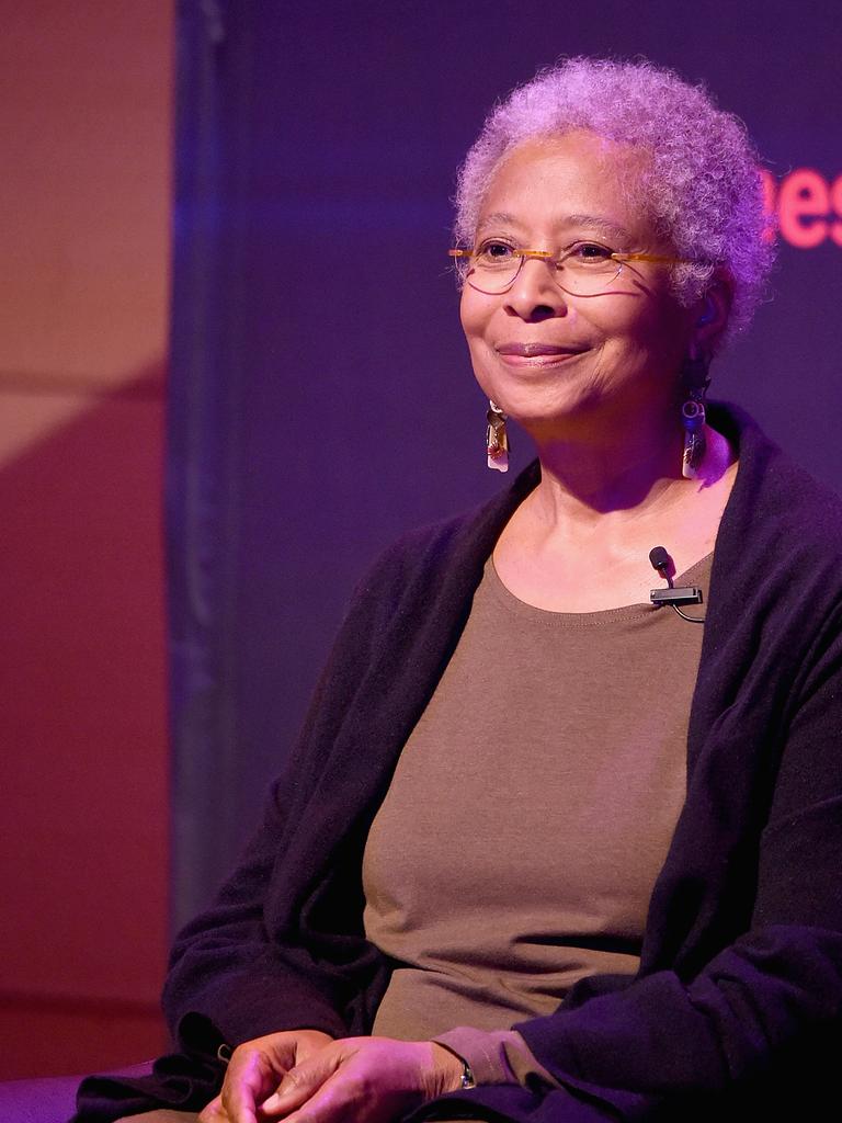 Die Autorin Alice Walker bei einer Gesprächsrunde der Times über "The Color Purple" in der New School am 29. Oktober 2015 in New York City. 
