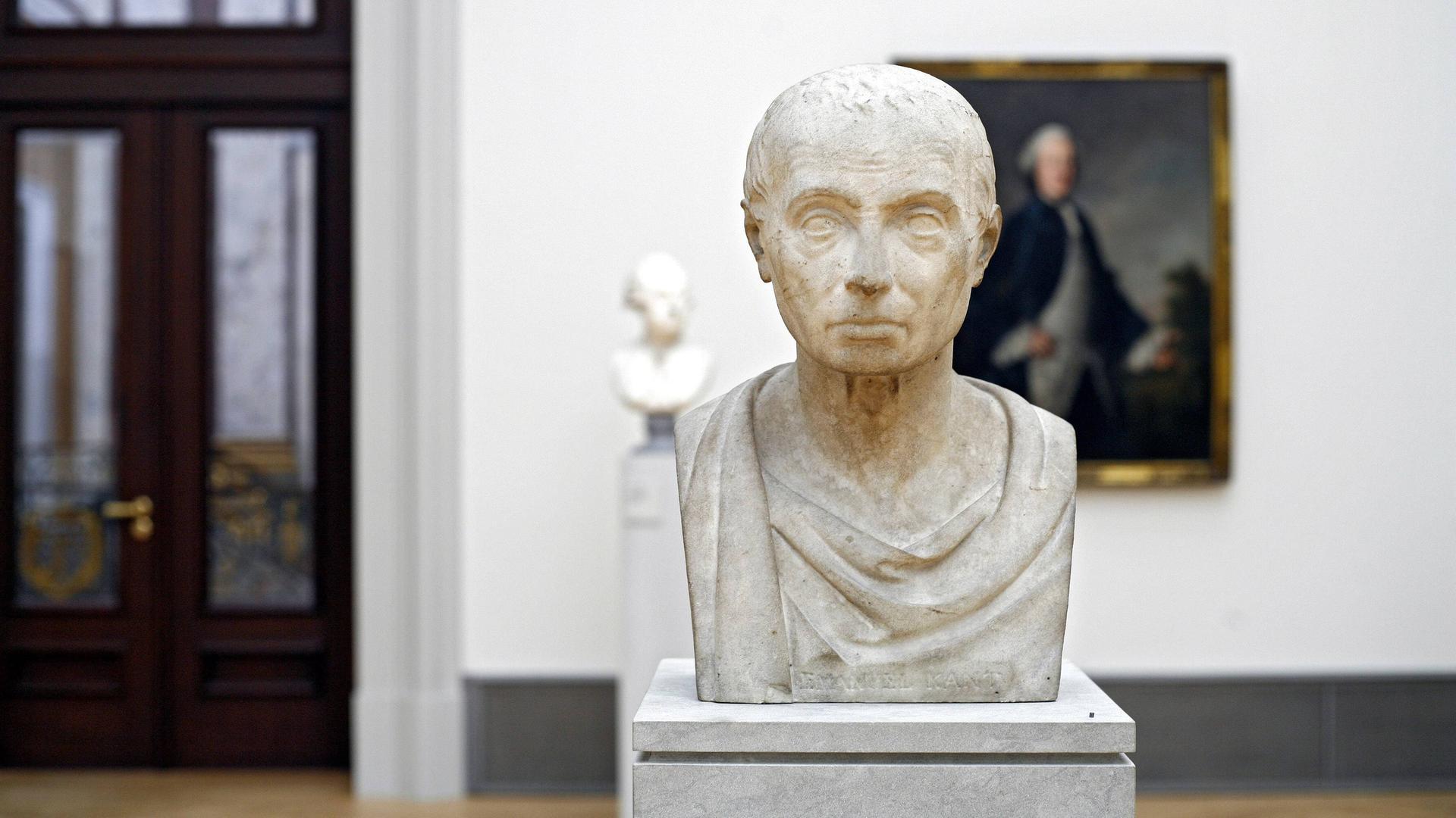 Büste von Immanuel Kant im Bode-Museum Berlin. Büste von Immanuel Kant im Bode-Museum Berlin.