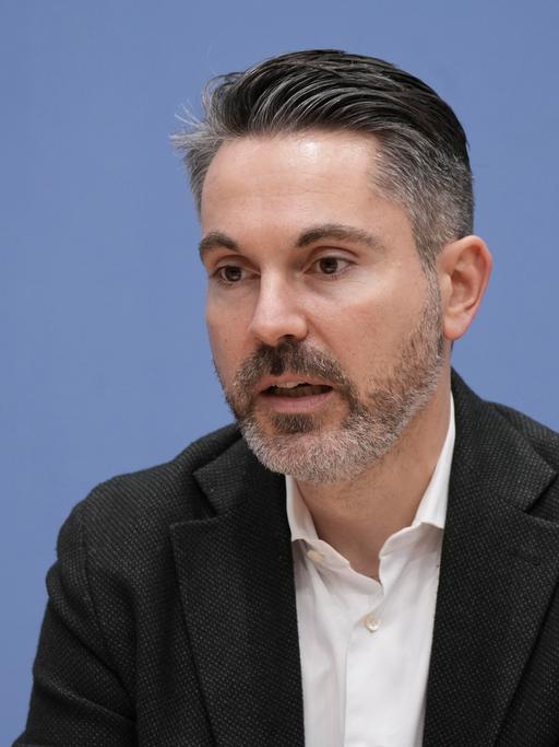 Fabio De Masi, Autor und ehemaliger Bundestagsabgeordneter der Partei "Die Linke"