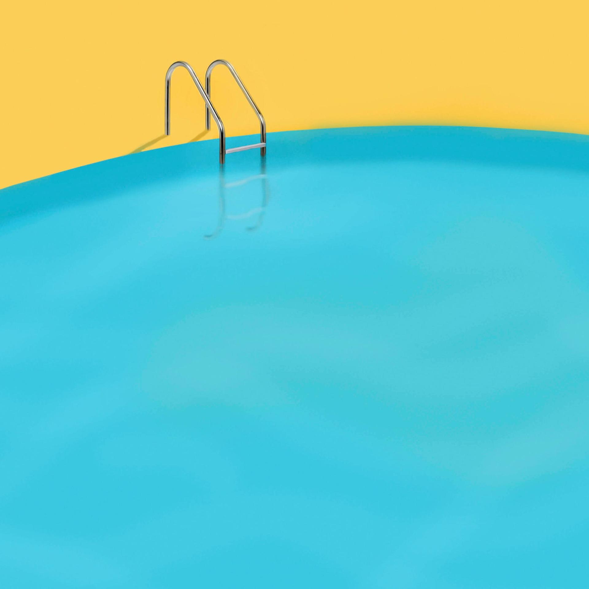 Illustration: Swimmingpool mit einer Leiter, menschenleer.
