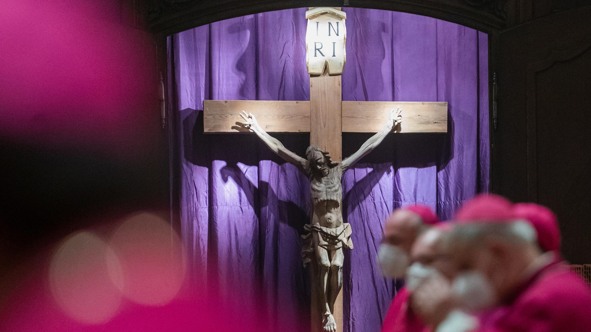 Religion - Katholische Kirche meldet neuen Rekord bei Austritten