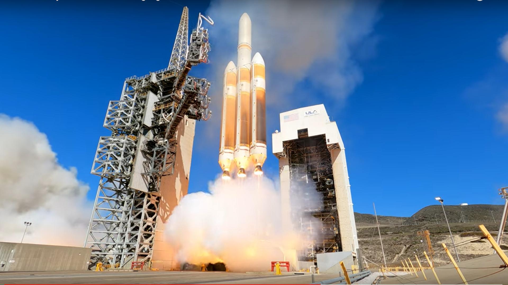 Start der letzten Delta Heavy vom Weltraumbahnhof Vandenberg (ULA) Start der letzten Delta Heavy vom Weltraumbahnhof Vandenberg (ULA)