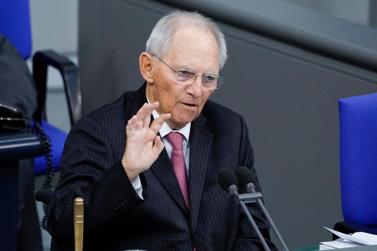 Wolfgang Schäuble hält eine Rede zum Thema Corona-Maßnahmen bei der 191. Sitzung des Deutschen Bundestag in Berlin.
