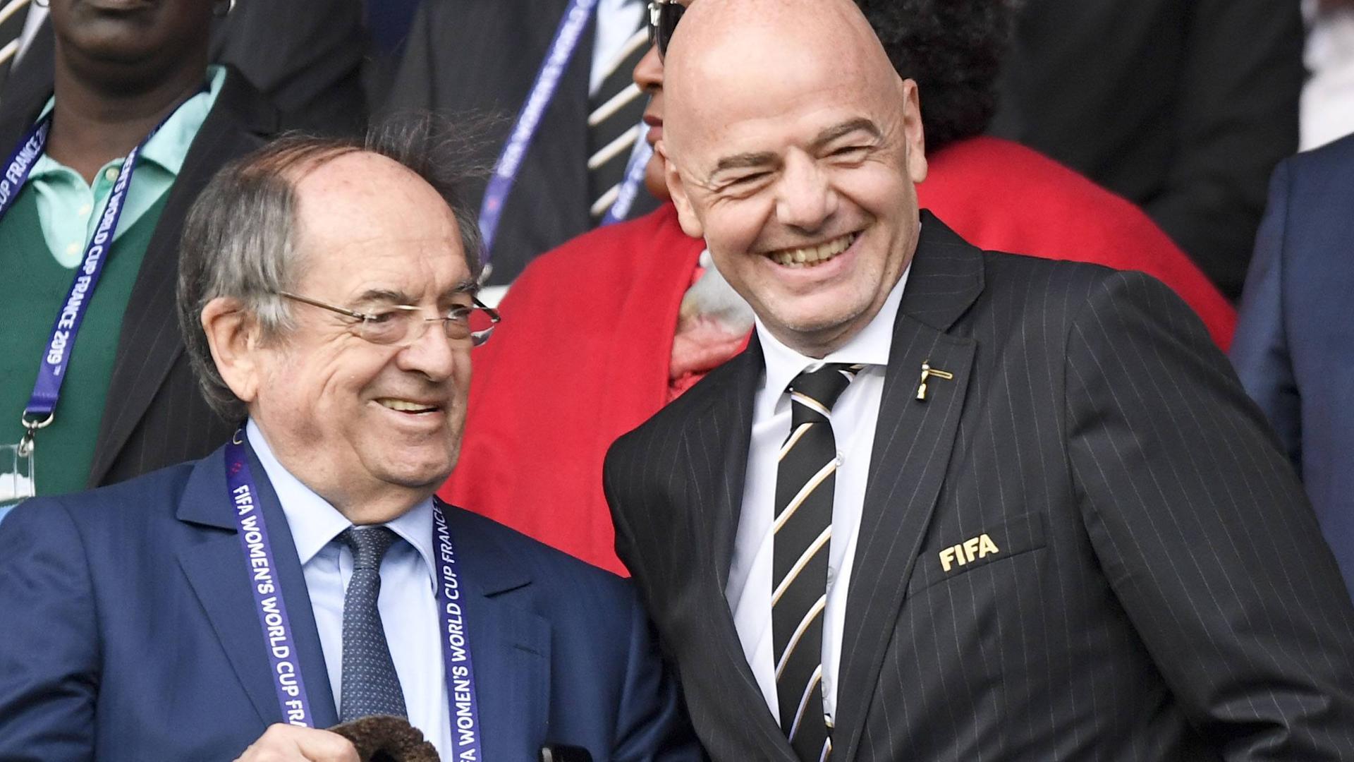 Frankreichs bisheriger Verbandspräsident Noël Le Graët (links) mit FIFA-Präsident Gianni Infantino Frankreichs bisheriger Verbandspräsident Noël Le Graët (links) mit FIFA-Präsident Gianni Infantino