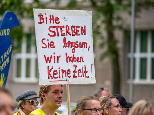 Proteste der Unikliniken - Düsseldorf