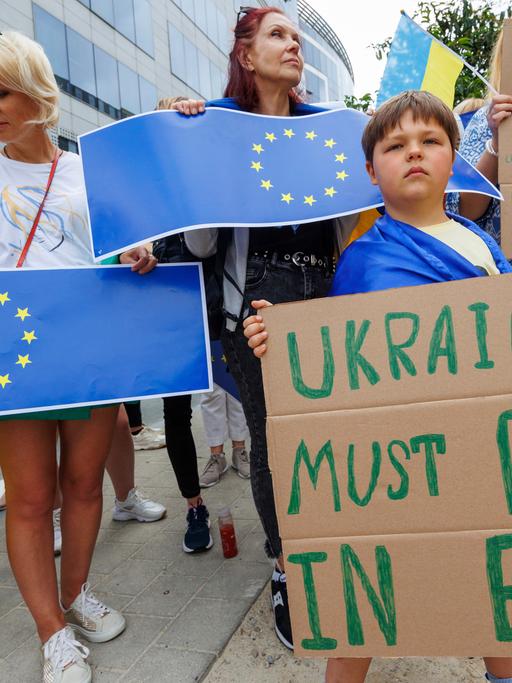 Demonstration in Brüssel für einen EU-Beitritt der Ukraine
