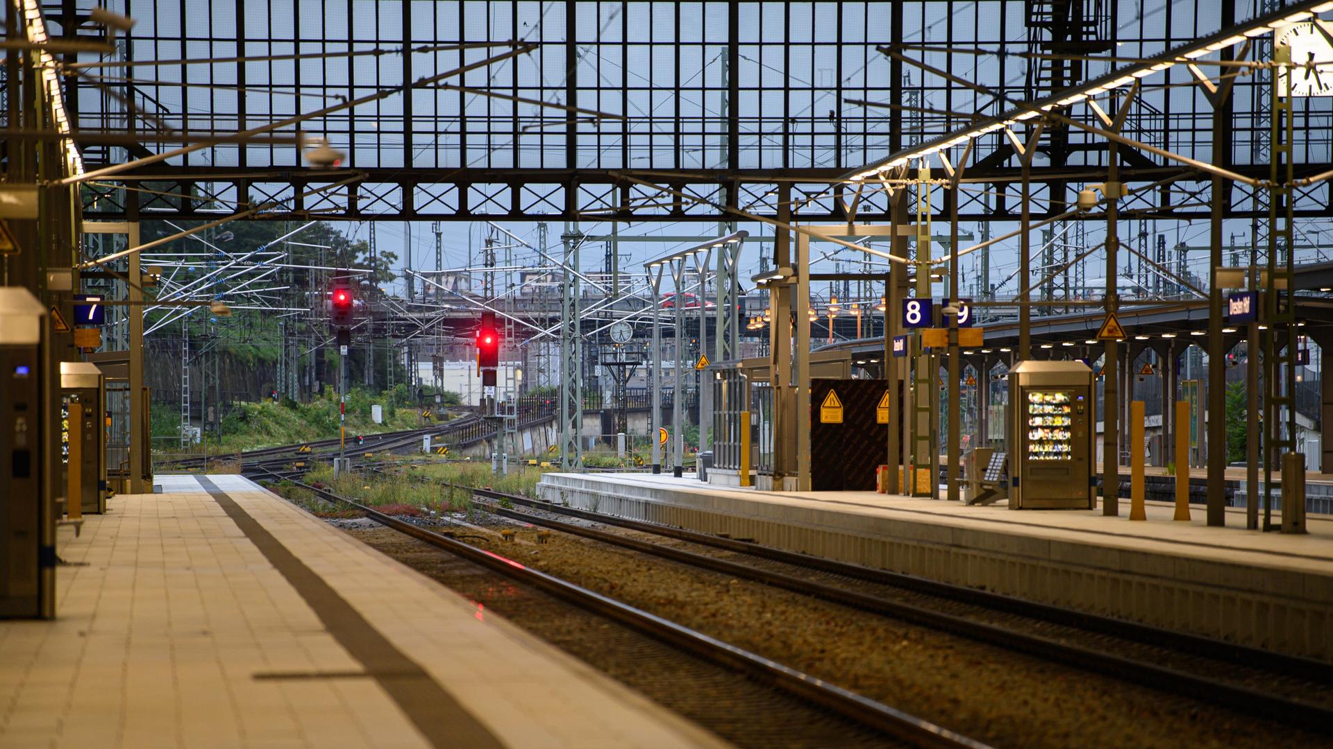 Warnstreik - Deutsche Bahn: "Alle, Die Umplanen Können, Sollten Das Tun"