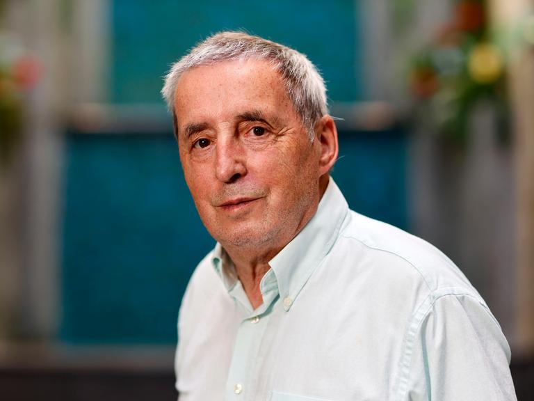 DDR-Bürgerrechtler und Autor Wolfgang Templin vor seiner Buchvorstellung 'Revolutionär und Staatsgründer. Jozef Pilsudski - Eine BiografieÂ im Lew Kopelew Forum. Köln, 18.05.2022